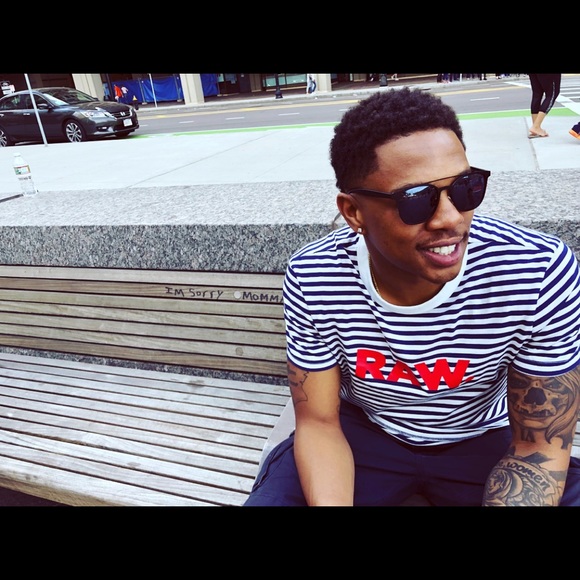 Meet your Posher, Axel - Picture 1 of 1